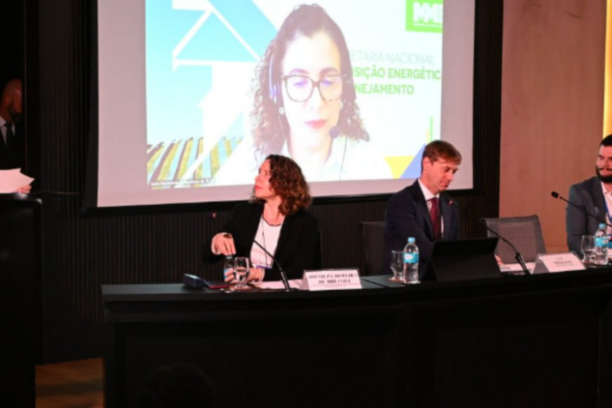 Com R$ 75 milhões para expansão nacional, programa PotencializEE é lançado na FIEMG 